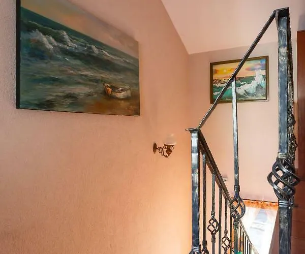 Albatros Old Town Hotel